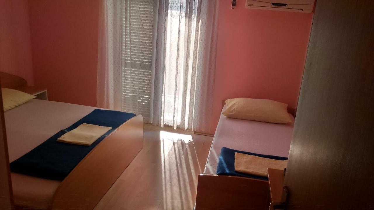 Apartman Lea Tucepi Luaran gambar
